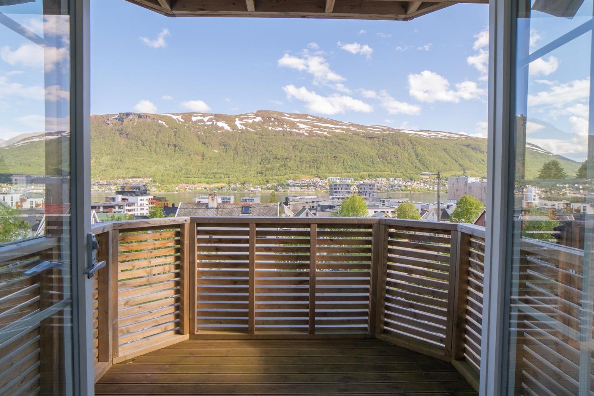 Apartamento Modern House With Great View! Tromsø Exterior foto